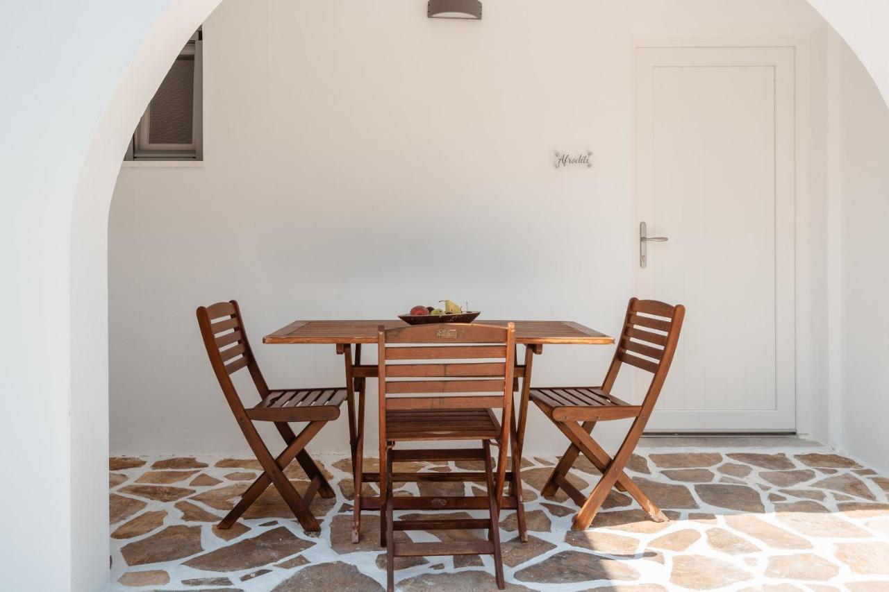 Celestial Seaview Apartments - Afroditi Naxos City Exterior foto